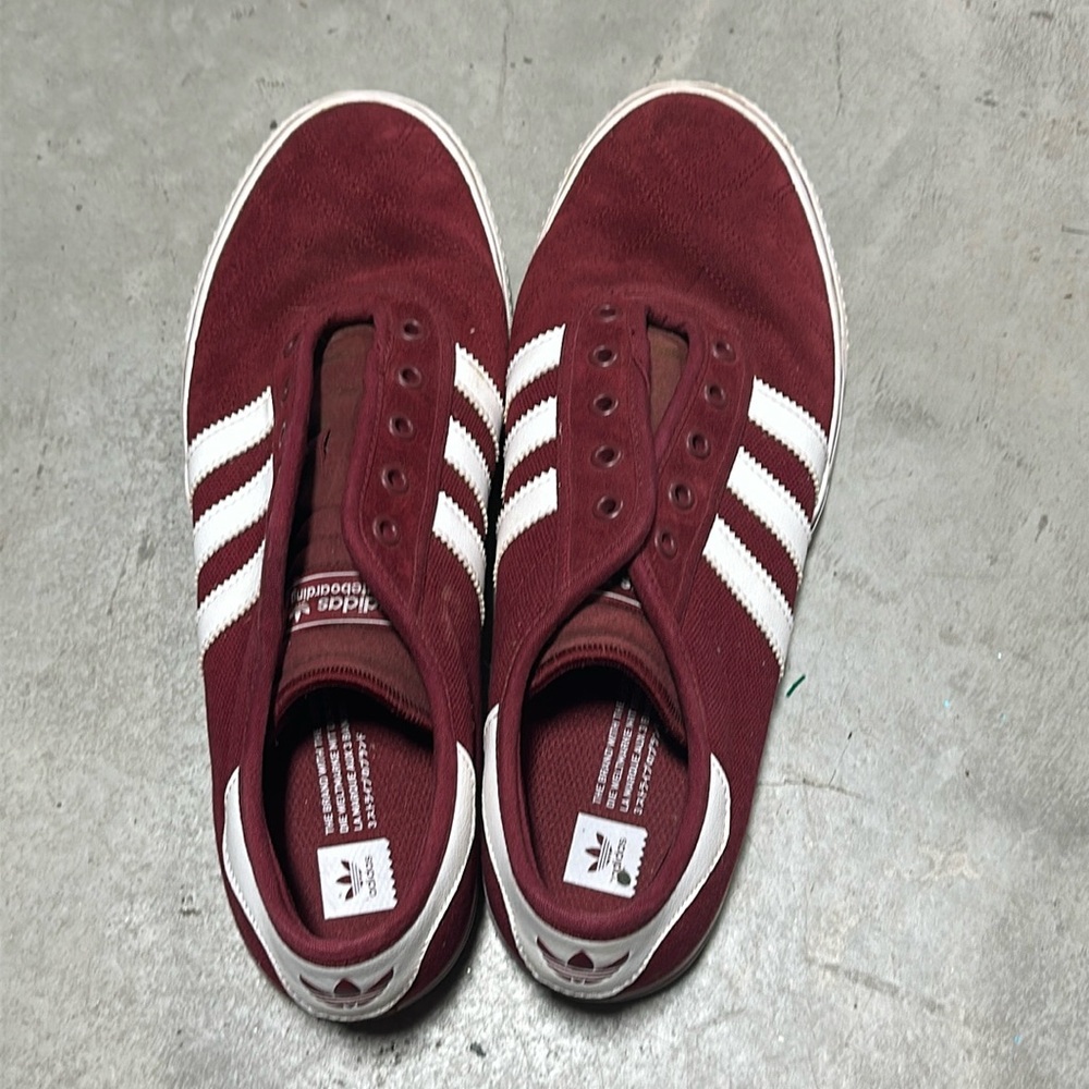 adidas Daily 3.0 Shoes - Burgundy / Size 11 / box 26